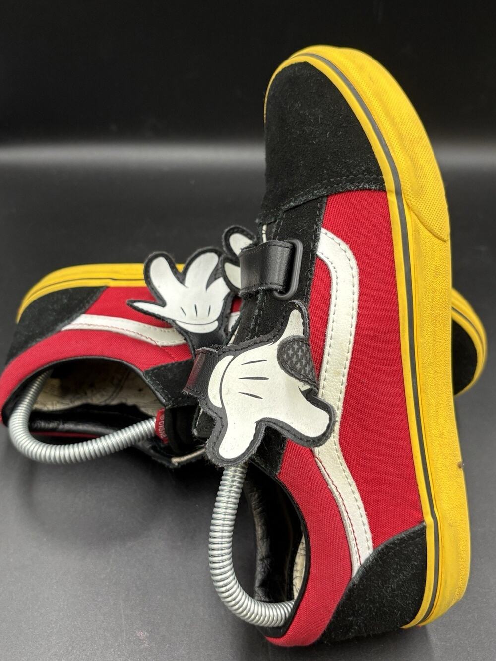 Vans Kids x Disney Mickey Mouse Hugs Old Skool V Shoes 7y